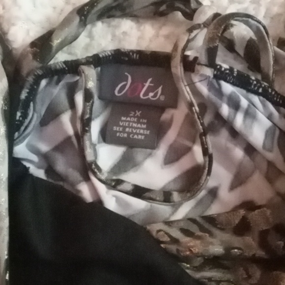 Women's Halter top - Picture 2 of 2